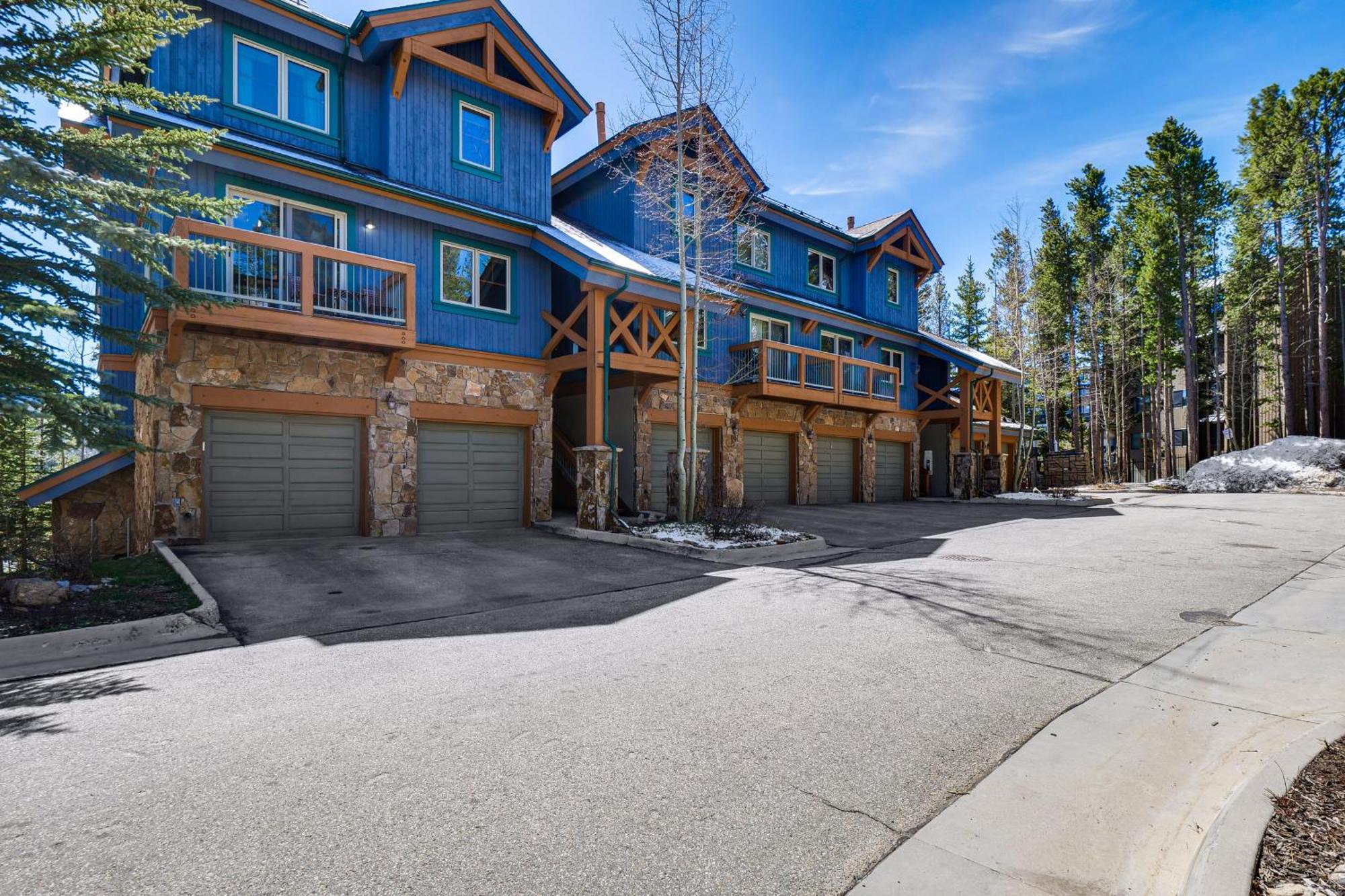 Breck Condo With Pool And Hot Tub Access Walk To Lift 브레켄리지 외부 사진