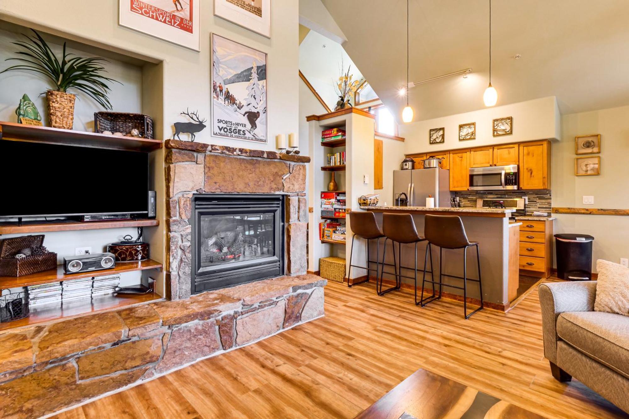 Breck Condo With Pool And Hot Tub Access Walk To Lift 브레켄리지 외부 사진